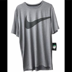 Nike men’s xl dri fit tee new with tags